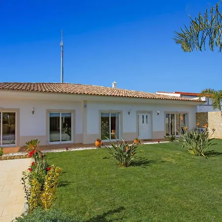 Quinta Dos Abacates By Olhos de Agua (Albufeira)
