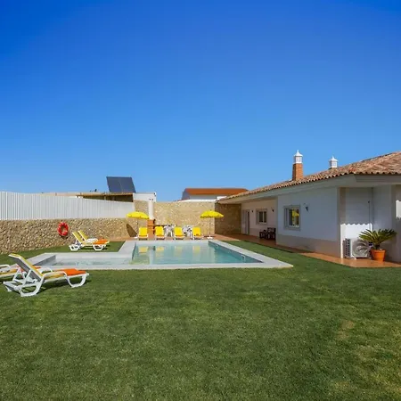 Quinta Dos Abacates By Olhos de Agua (Albufeira)