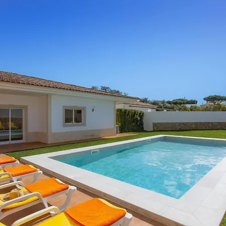 Quinta Dos Abacates By *