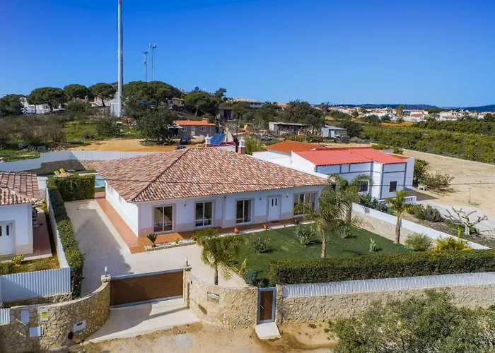 Quinta Dos Abacates By * Olhos de Agua (Albufeira)