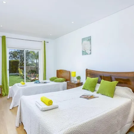 Quinta Dos Abacates By Olhos de Agua (Albufeira)